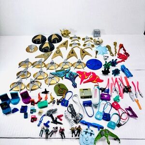 Playmates Star Trek Figure Weapons & Stands Mixed Accessories 1990’s Vintage